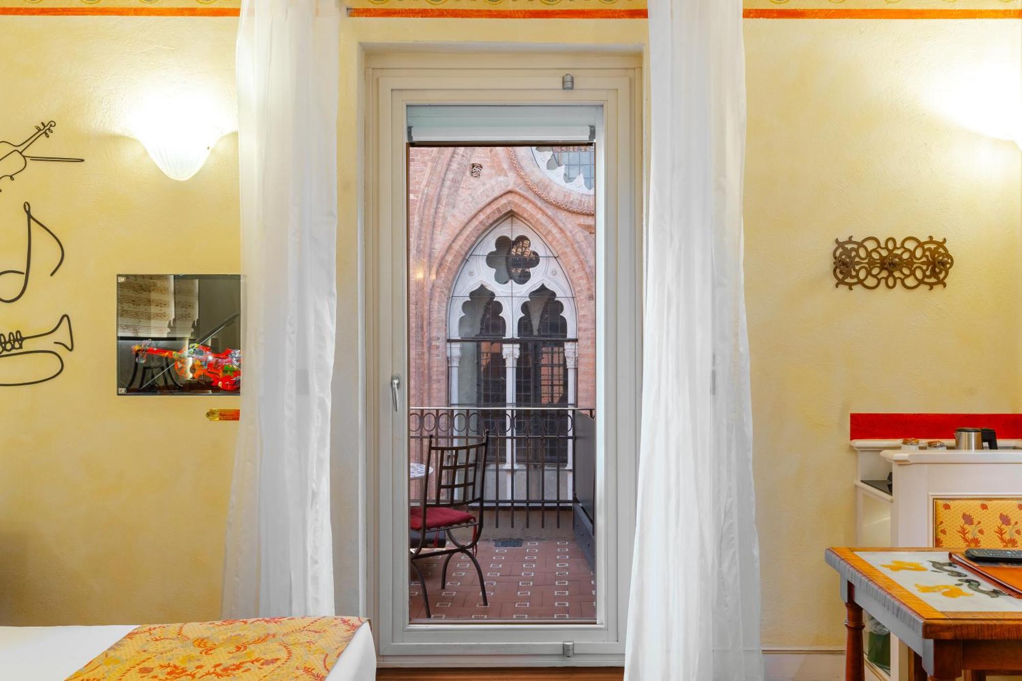 Art Hotel Commercianti Bologna Kültér fotó